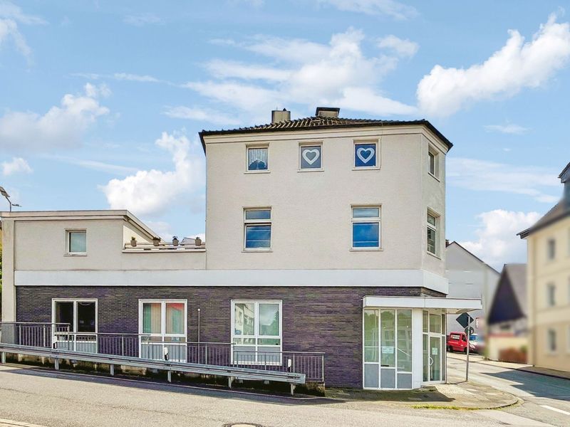 Renditestarkes Mehrfamilienhaus mit Arztpraxis in Hagen